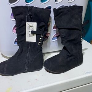 Toddler black boots